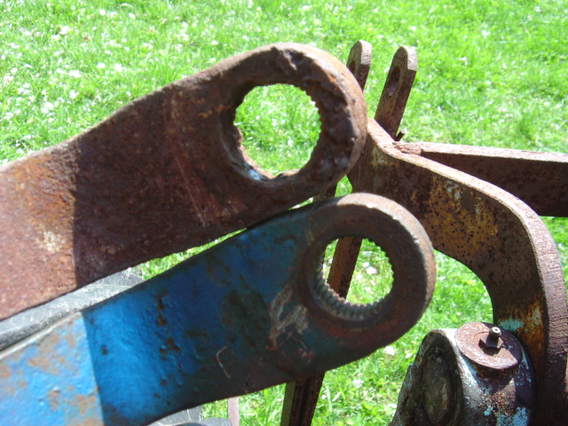 Image may have been reduced in size. Click image to view fullscreen.